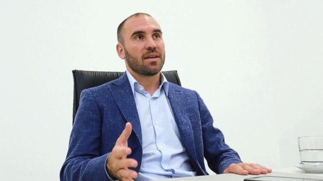 guzman cruzo a macri: el gobierno no esta tomando deuda en dolares