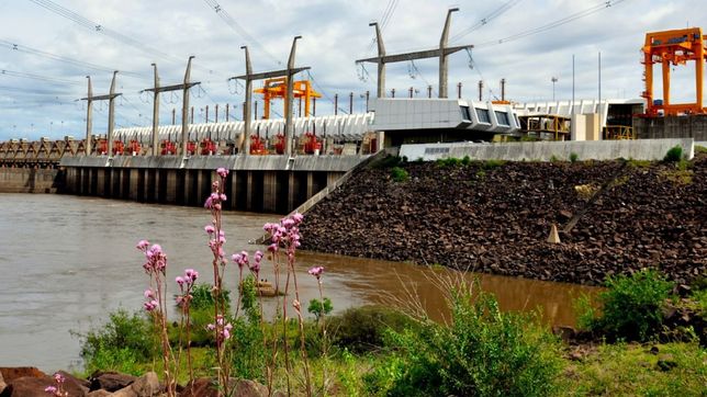 La represa de Salto Grande, en Concordia, Entre Ríos, comenzó el proceso de renovación de sus turbinas con una inversión proyectada en 700 millones de dólares.