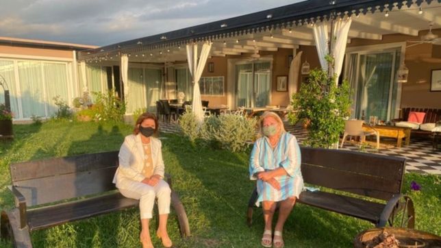 dos potencias se saludan para condicionar la interna opositora