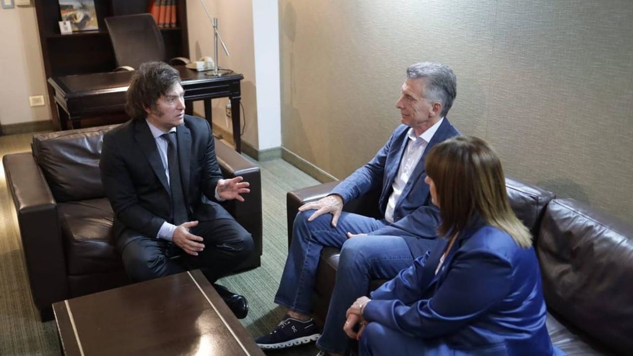 Javier Milei dialoga con Mauricio Macri y Patricia Bullrich