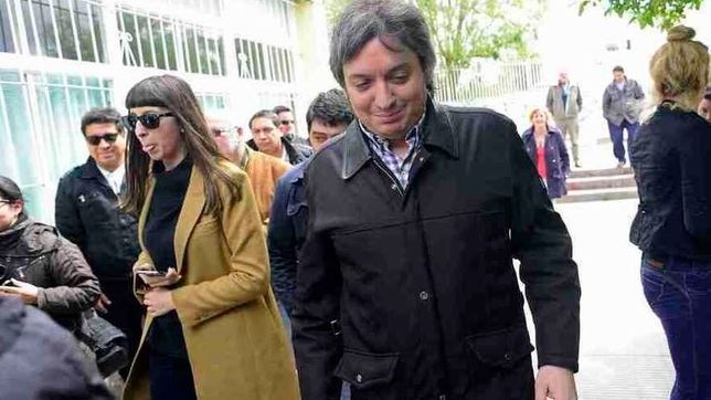 el desfile k por comodoro py sigue esta semana con maximo y florencia