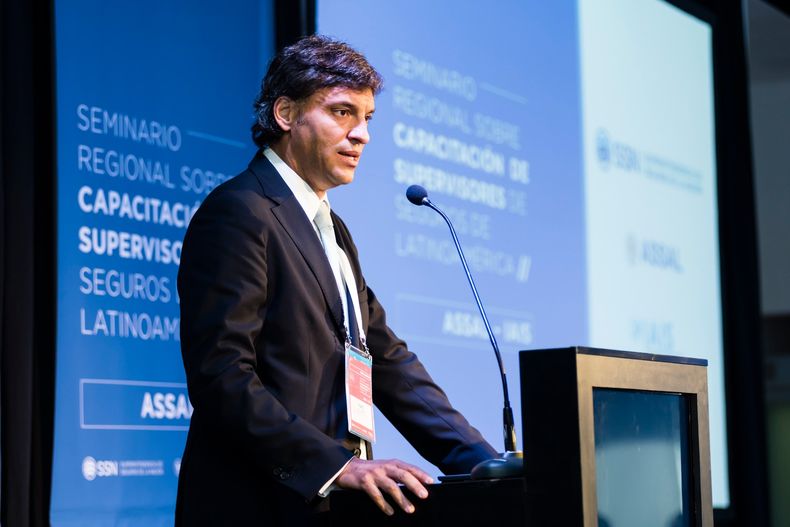 Guillermo Plate, el funcionario que controla el mercado de las aseguradoras donde hay un puñado de compañías ganadoras.