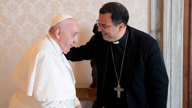 El arzobispo electo de La Plata, Gabriel Mestre con Jorge Bergoglio