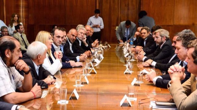 el trabajo segun cambiemos: congelan sueldos por tres anos en tierra del fuego