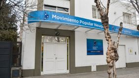 El Movimiento Popular Neuquino (MPN), partido histórico de Neuquén, encamina a renovar autoridades de la mano de Rolando Figueroa.