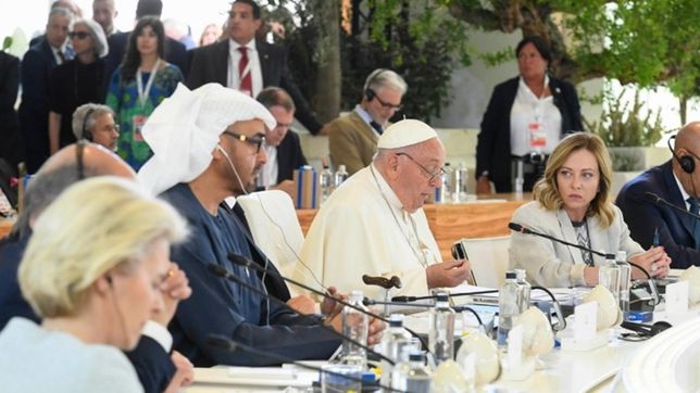 El papa Francisco habla de IA en la cumbre del G7