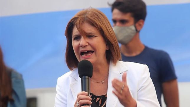 las palomas y bullrich: el miedo a la mancha venenosa
