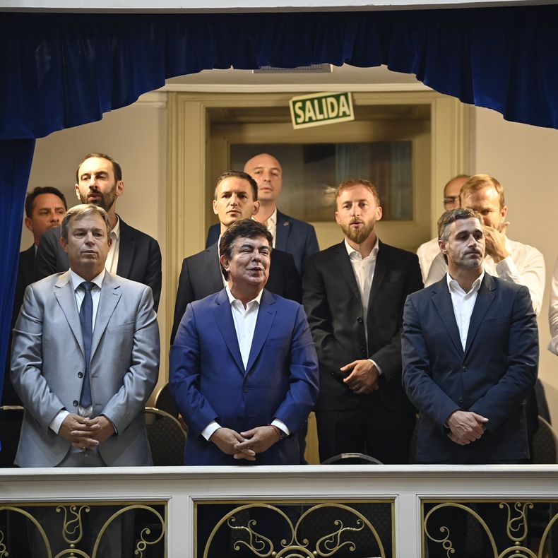 Intendentes en la Asamblea Legislativa encabezada por Axel Kicillof