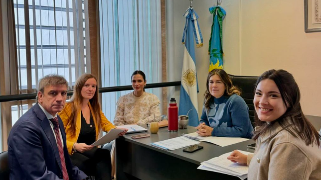 bullrich amenaza con partir el pro en la legislatura bonaerense