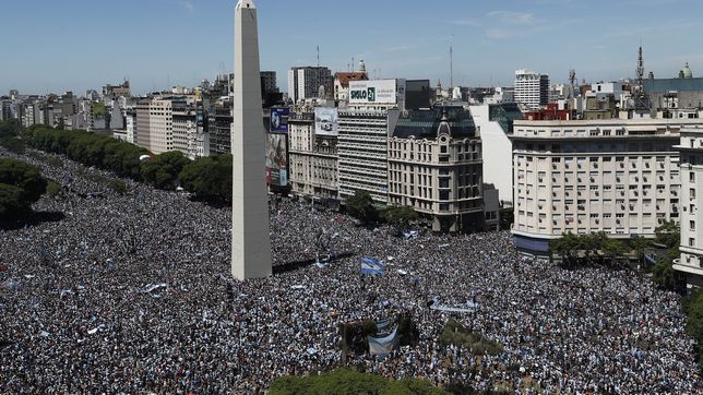 Argentina campeón del mundo 2022: los festejos en el Obelisco.