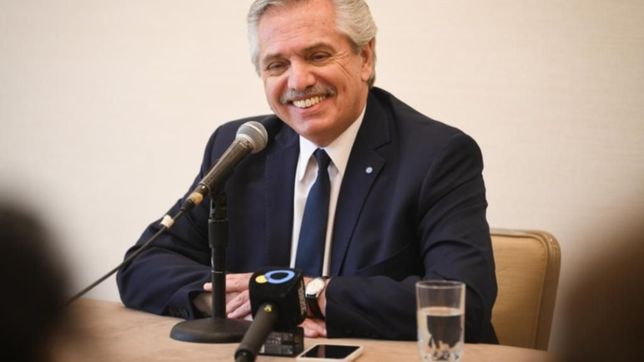fernandez no piensa en reelecciones y dice que esta abierto el debate de las paso
