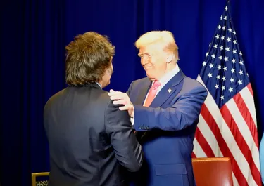 Javier Milei y Donald Trump.