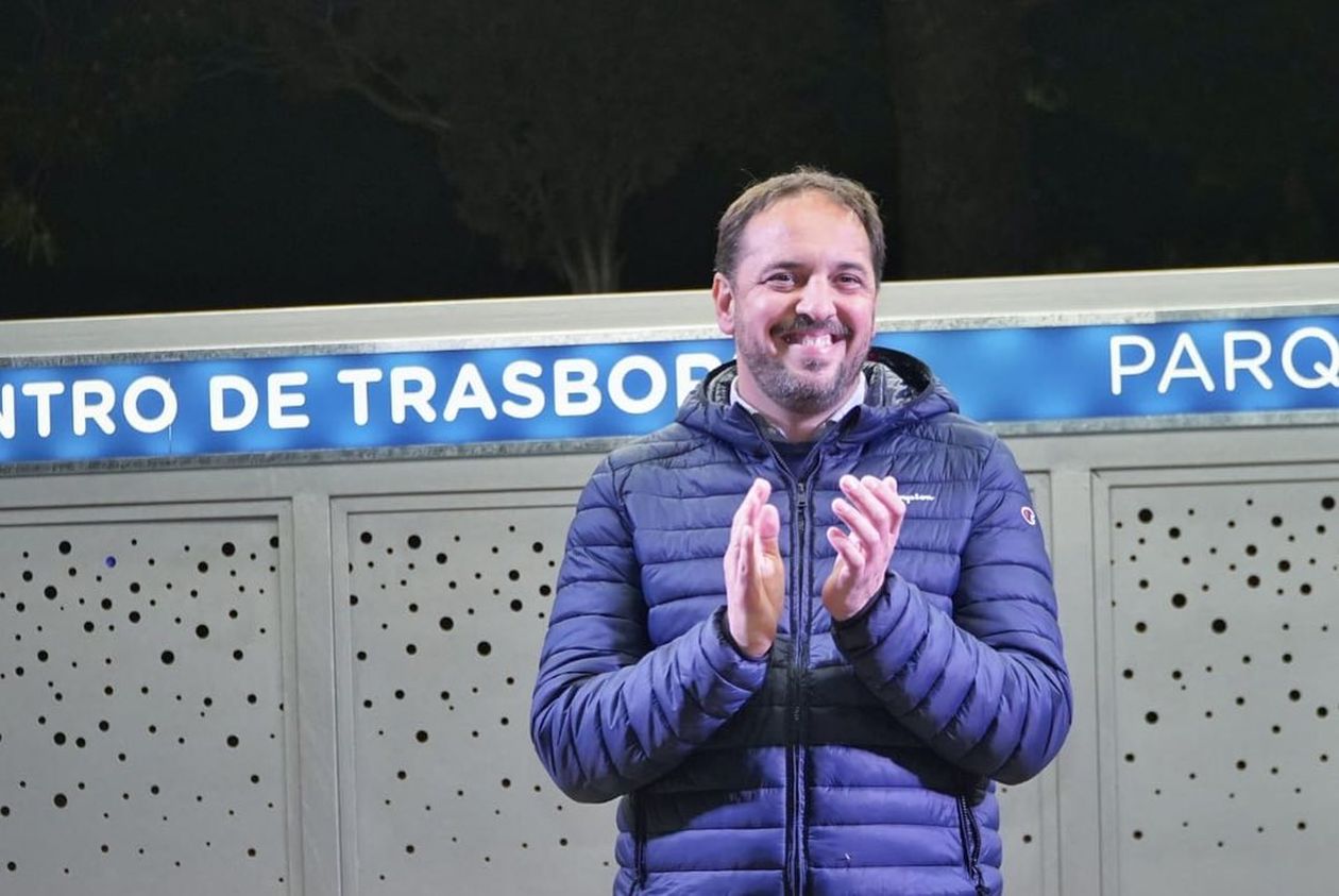 Luciano di Nápoli, reelecto intendente de Santa Rosa, la capital de La Pampa, anunció un fuerte recorte de la planta de funcionarios y funcionarias.