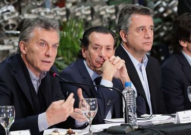 Canibalismo por el mini ministerio que apuró Macri para mostrar en La Rural