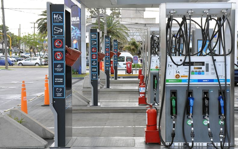 Las naftas se disparan y calientan la inflación con una guerra en Irán que Donald Trump no consigue terminar.&nbsp;