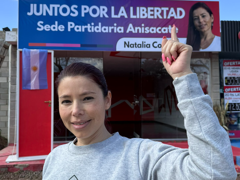 Natalia Contini disparó el primer enojo de Gabriel Bornoroni cuando inauguró un local que fusionaba los sellos del PRO y La Libertad Avanza.