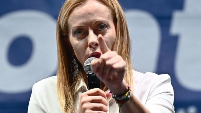 un fantasma recorre europa y mas aca