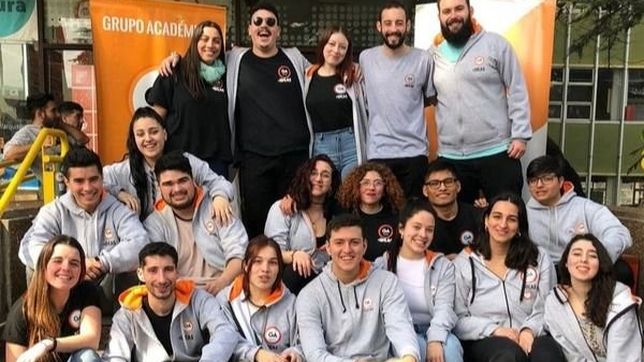 universidad de mar del plata: sorpresa radical en arquitectura y tibio debut pro