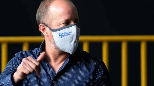 insaurralde elogio el operativo de vacunacion y pidio restringir la circulacion