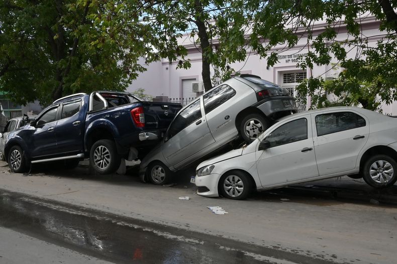 Bahía Blanca, tras el desastre.