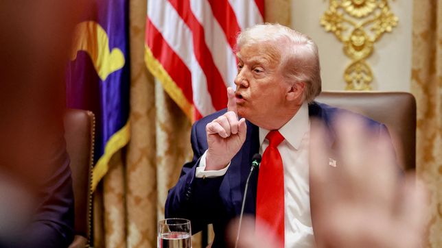 Donald Trump condicionó el salvataje a un triunfo de Javier Milei, y el dólar y las acciones encendieron alertas.   