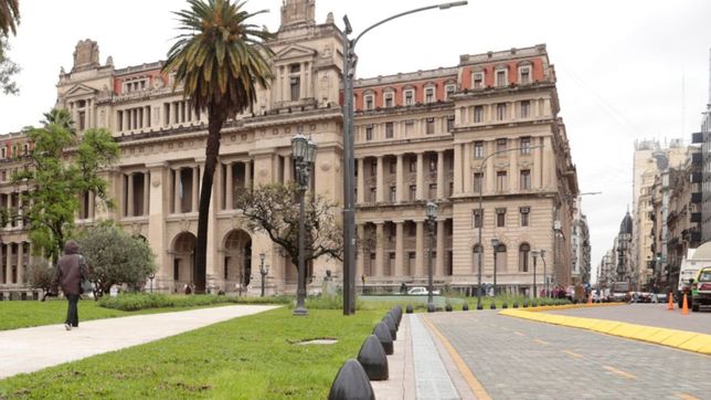 fiscales critican la marcha contra la corte y piden prudencia al ejecutivo