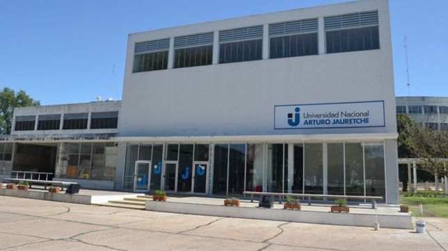 alumna de la jauretche representara a la argentina en una beca internacional