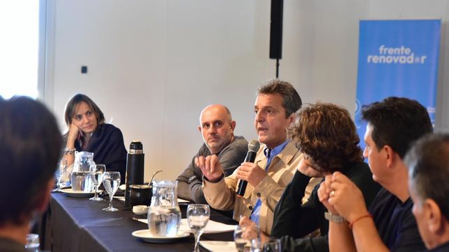 massa reunio a su tropa, dijo que recorrera la provincia y que en julio anunciara si sera o no candidato