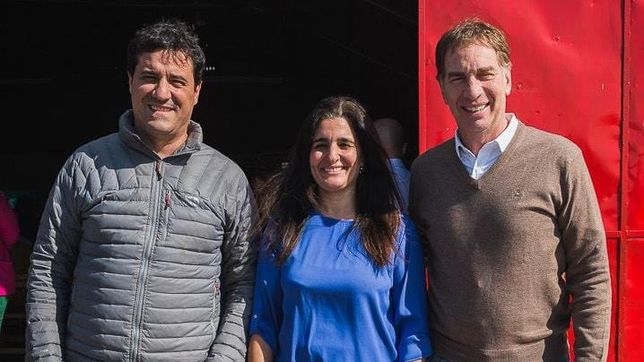 Maximiliano Abad, Maricel Etchecoin y Diego Santilli.