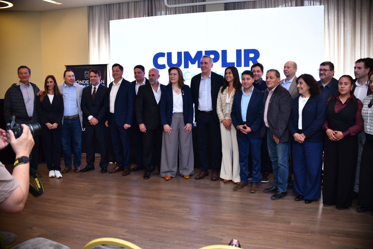 El hotel del Comahue fue el lugar elegido para la presentación.