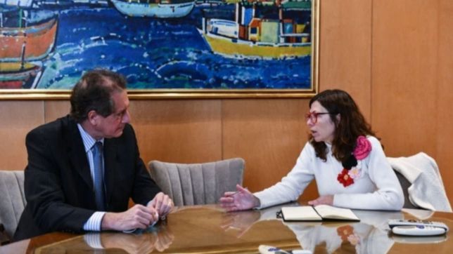 entre la herencia guzman y la bienvenida a batakis, inflacion del 90% anual