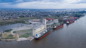 El plan de Perotti para dejar atrás la pesada herencia en el puerto de Rosario