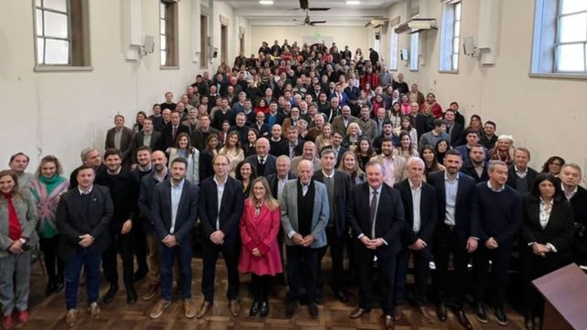 arranca el frente de frentes: la ucr y javkin ya juegan, el ps todavia duda