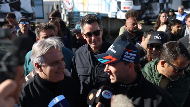 Manuel Calvo gana la carrera de posiciones para encabezar la lista de Martín Llaryora