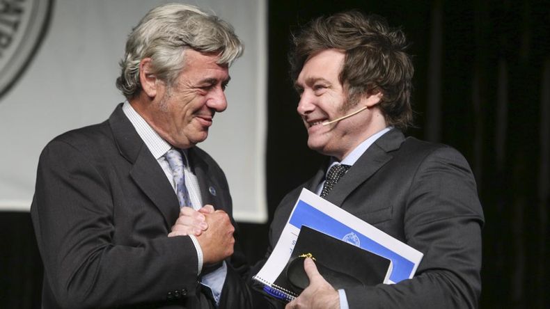 Nicolás Pino, titular de la SRA, alineado con Javier Milei
