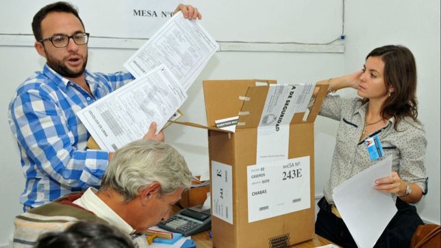 horas clave para las fallas en el escrutinio que deberan resolver dos jueces