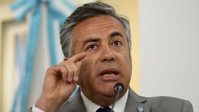cornejo reclamo que fernandez abandone la agenda de cfk
