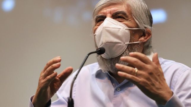 moyano confirmo que fue inmunizado pero nego ser un vacunado vip