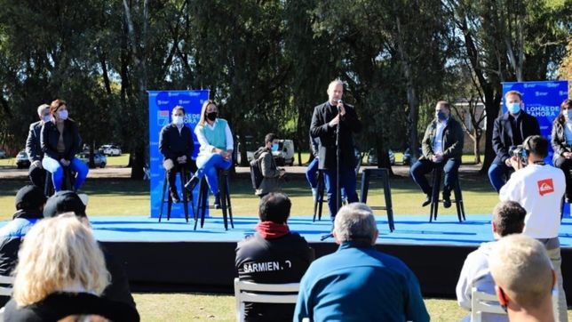 insaurralde presento el ?programa de fortalecimiento a instituciones?