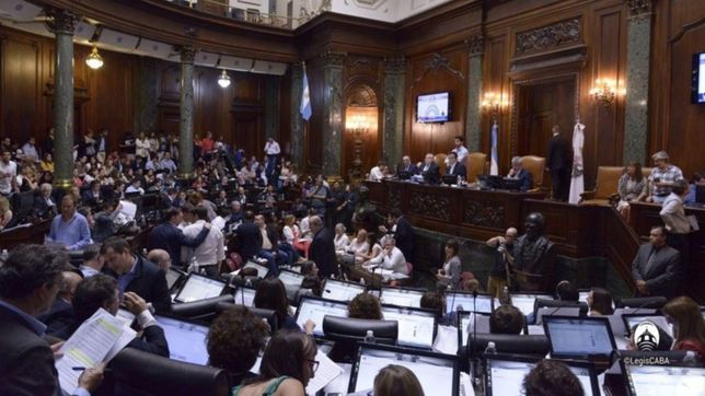 la oposicion intentara frenar el cierre de las escuelas nocturnas