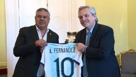 El Gobierno, entre spots y la certeza de que el Mundial no borra los problemas