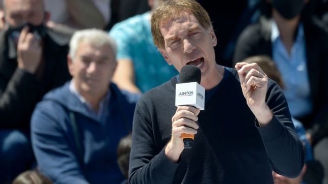 santilli le pidio a kicillof cambiar las prioridades y comprar computadoras