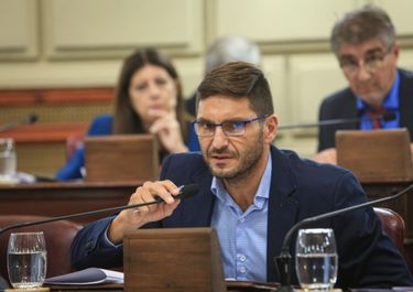 Notifican a Pullaro como víctima del supuesto espionaje ilegal