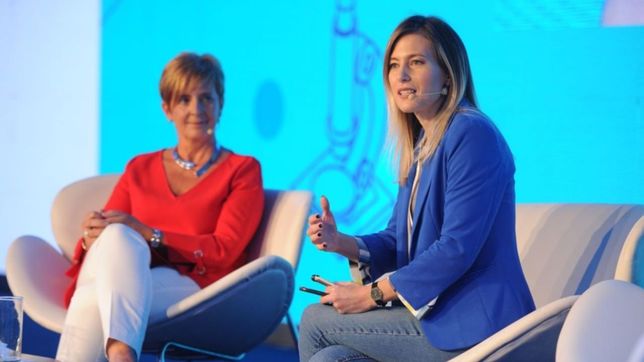por primera vez en la historia, habra una mujer en la mesa chica de la uia