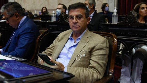 Carlos Cisneros, diputado peronista y dirigente de La Bancaria. La Libertad Avanza pide su destitución para ocultar en caso de Manuel Adorni.&nbsp;