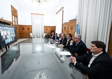 Presupuesto 2025: volvieron a caer las transferencias a las provincias y se tensa la negociación que viene