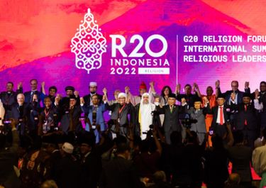 El G20 religioso mostró dos voces argentinas antes del viaje de Fernández
