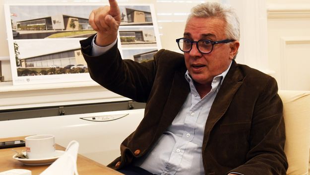 Julio Zamora. Julio Zamora.