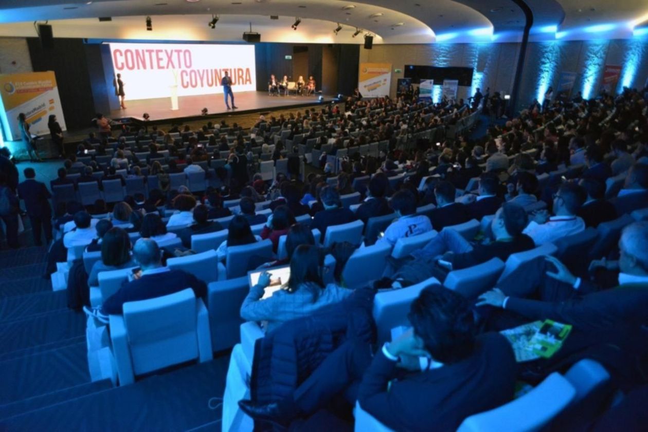 Cumbre de Comunicación Política