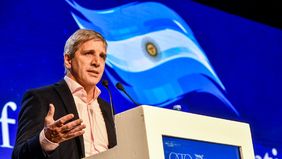 Toto Caputo le puso fin al impuesto PAIS